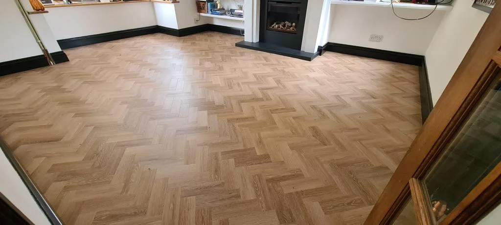 lamintate flooring